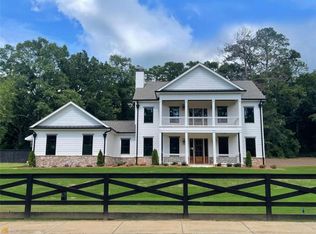 5 Phillips St, Newnan, GA 30263