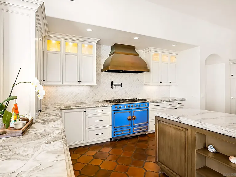 5204 Chelsea St — Photo 39