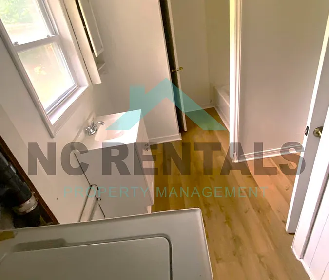 730 Motor Rd — Photo 30