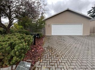 2627 Nevada St, Bellingham, WA 98226