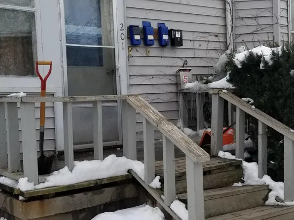 201 N 26th St #4, Council Bluffs, IA 51501