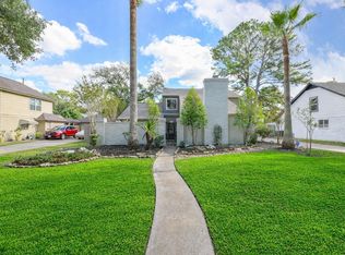 5115 Green Springs Dr, Houston, TX 77066