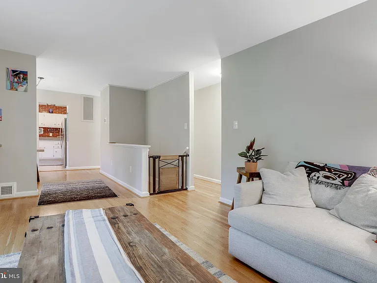 8805 Menard Ct — Photo 4