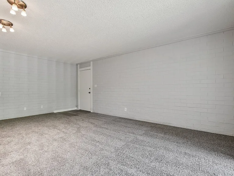 The Meadows Apartments — Photo 7