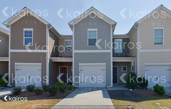 3 bed, 2.5 bath, 1304 sqft, $1,545 — Photo 1