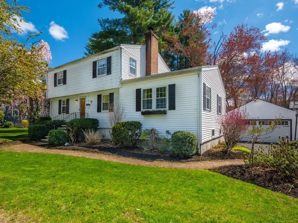 15 Williams Rd, North Reading, MA 01864