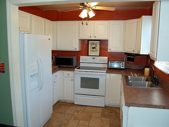 2nd image of 332 35th Ave NE