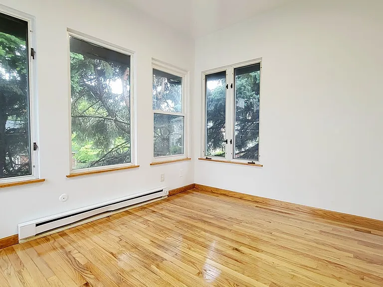 86 Fort Lee Rd #2 — Photo 7