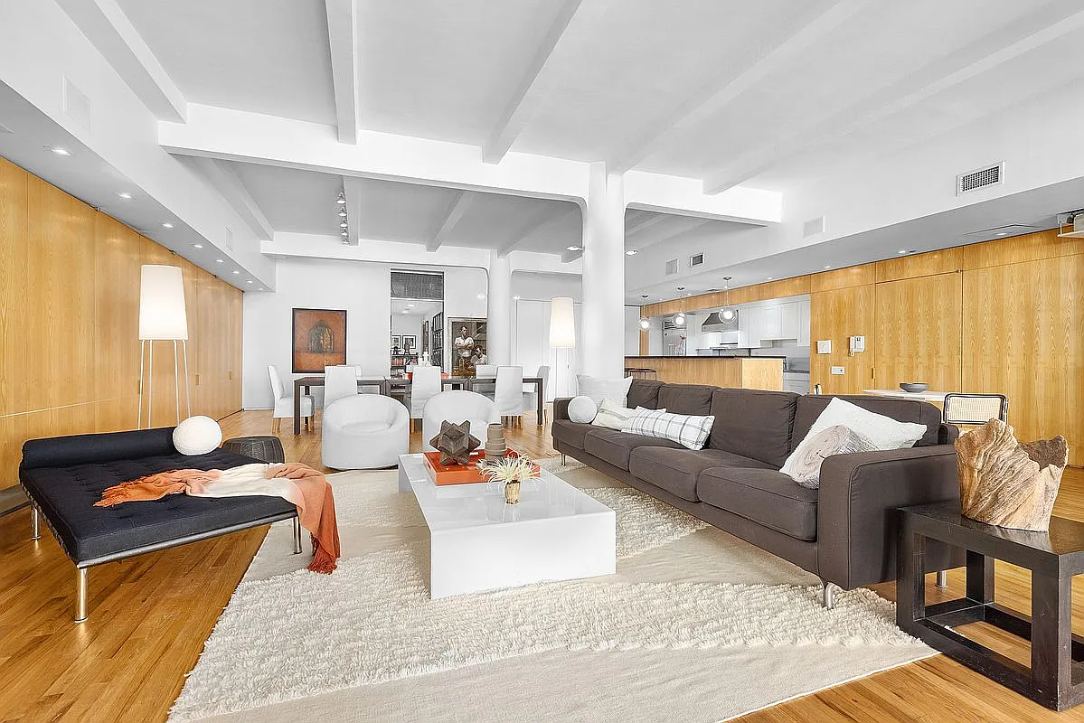 291 7th Ave APT 3 photo 1