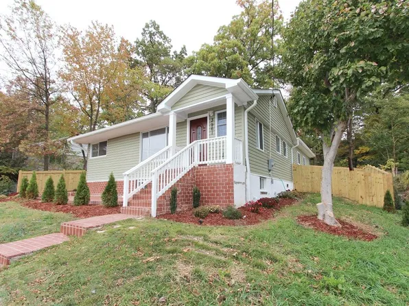 3961 Taney Ave, Alexandria, VA 22304