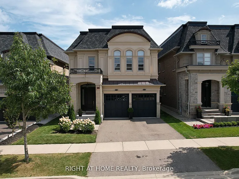 385 Tudor Ave — Photo 37