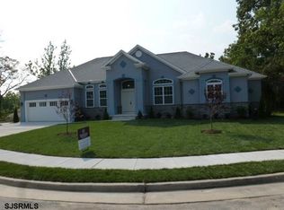 6 Cedar Springs Dr, Northfield, NJ 08225
