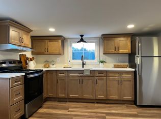 210 E Canal St APT A, Hummelstown, PA 17036