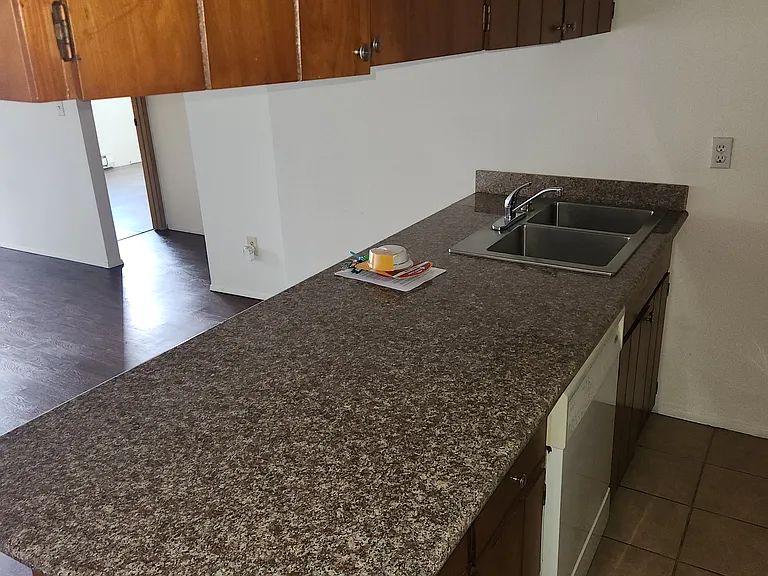 214 Mashell Ave S #4 — Photo 7