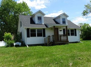 2236 Old Post Rd N, Castleton, NY 12033