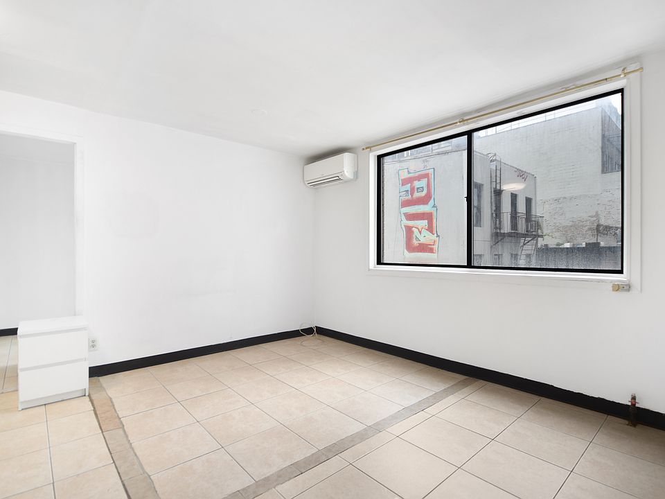 1st image of 329 Broome St APT 4R