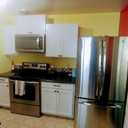 3rd image of 790 4th Avenue NW
