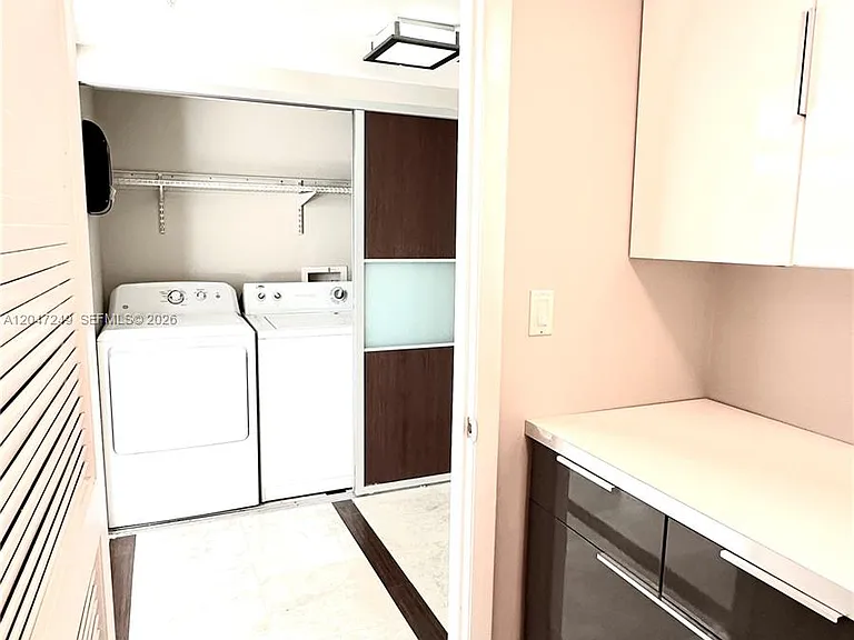 1800 N Bayshore Dr #2315 — Photo 23