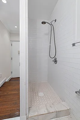 Rented by REAL New York | media 14