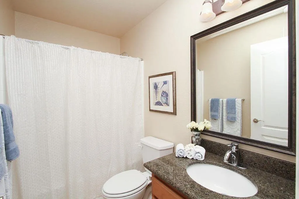Building Photo - 7190 Shoreline Dr #6211