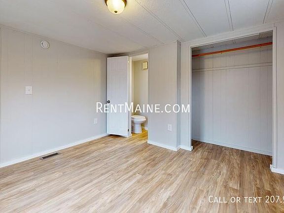 5th image of 35 Sweet Fern Dr