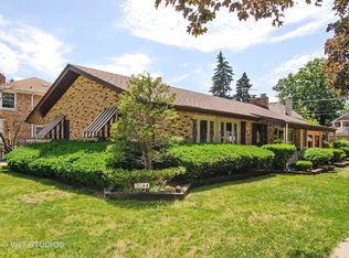 2044 N 76th Ct, Elmwood Park, IL