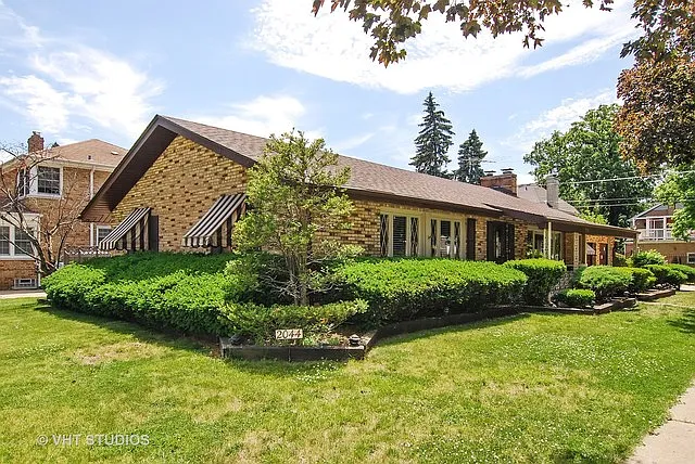2044 N 76th Ct photo 1