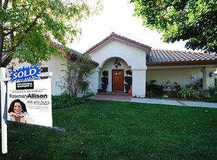 2896 Las Brisas Dr, Camarillo, CA 93012