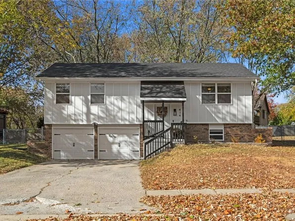 414 SE Wingate St, Lees Summit, MO 64063