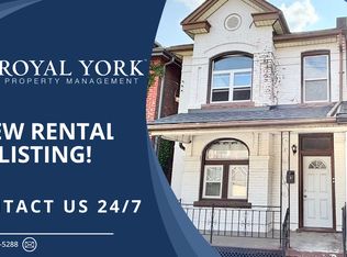 16 Saint Matthews Ave, Hamilton, ON L8L5P3