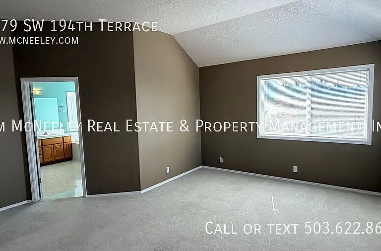 7679 SW 194th Ter — Photo 16