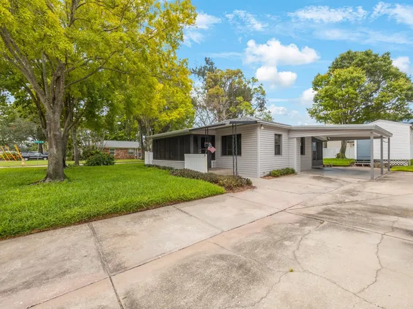 8415 Riverside Dr NE, Saint Petersburg, FL 33702