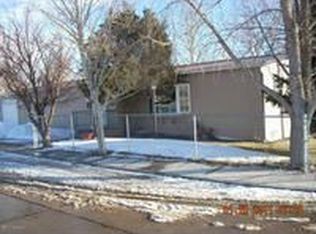 916 Hemlock Ave, Gillette, WY 82716