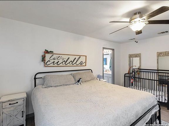 2nd image of 2373 Carson Loop