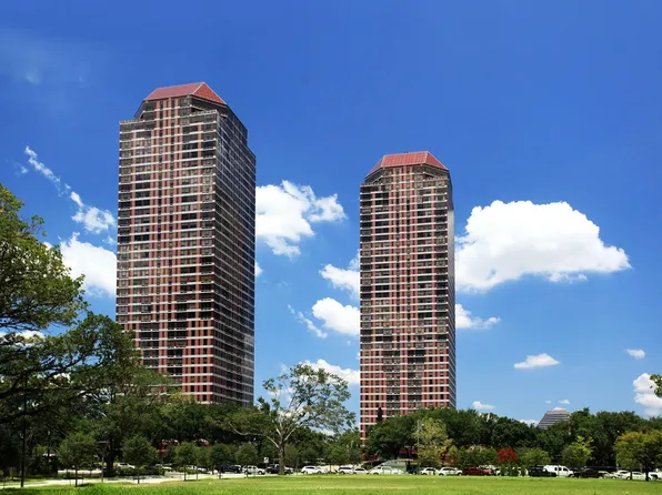 5110 San Felipe St Unit 86W, Houston, TX 77056