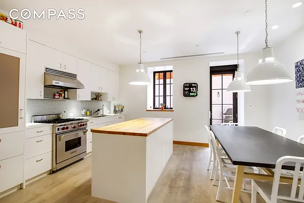 Sold by Compass | media 27