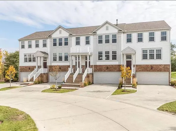 6642 Park Pointe Ct, Pepper Pike, OH 44124