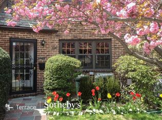 11125 75th Rd, Forest Hills, NY 11375