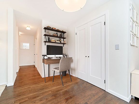 4th image of 191 Willoughby St APT 7J