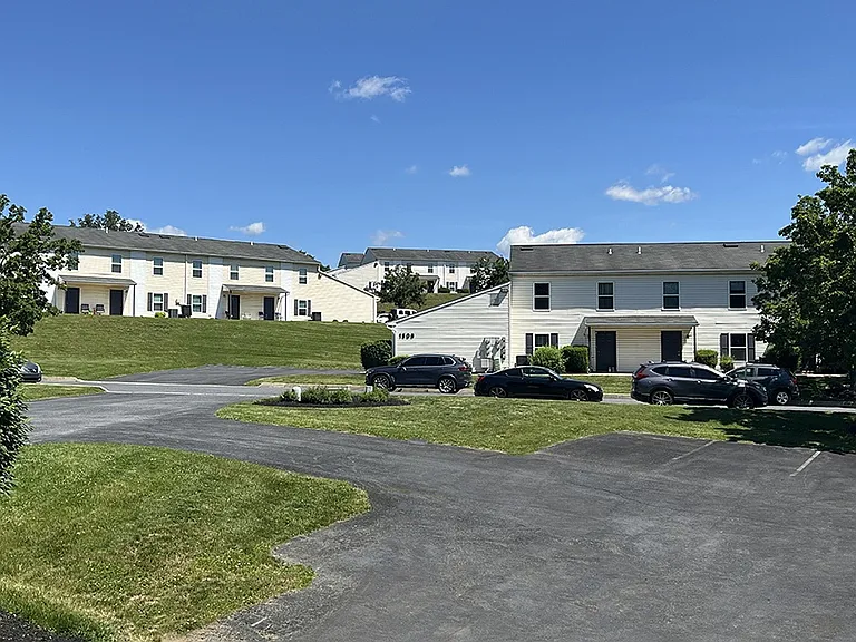 High Pointe Club — Photo 1