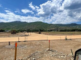 933 S Saddle Creek Dr, Midway, UT 84049