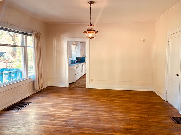 5th image of 229 Eveningside Dr
