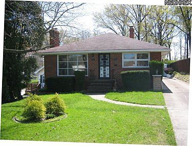1st image of 2807 Grantwood Dr
