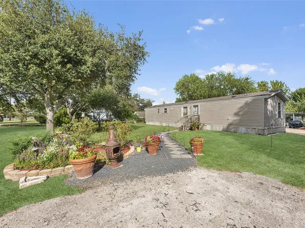 915 Airline Pl #C713b, Rosharon, TX 77583