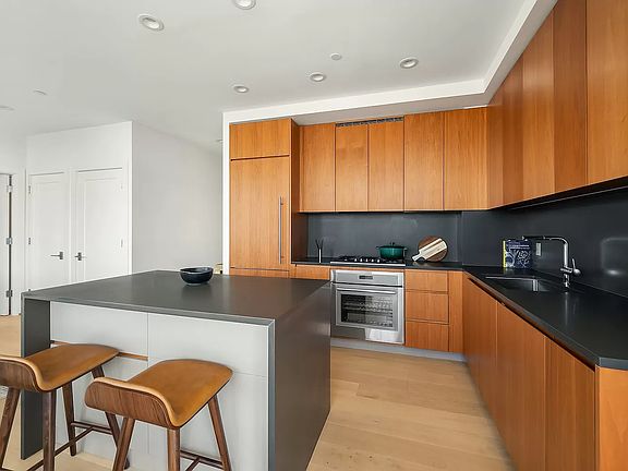 2nd image of 575 4th Ave Penthouse D