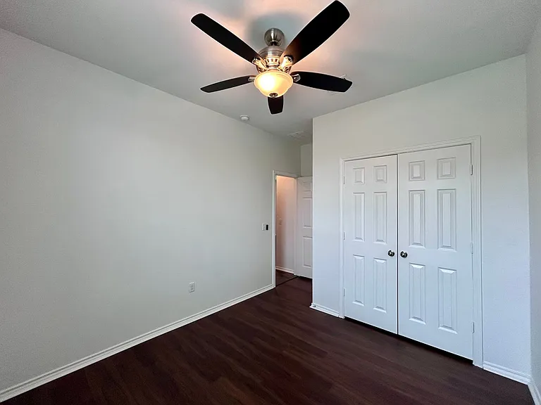 9117 Southwick Dr — Photo 10