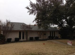 2704 Peach Tree Dr, Carrollton, TX 75006