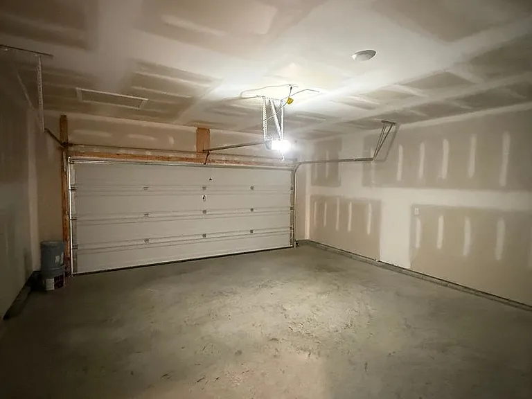 618 Standard Ave — Photo 5