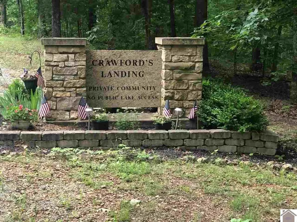 67 Bayside Ln, New Concord, KY 42076