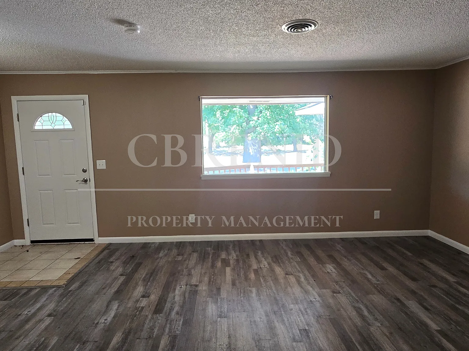 3 bed, 1601 sqft, $1,450 — Photo 3